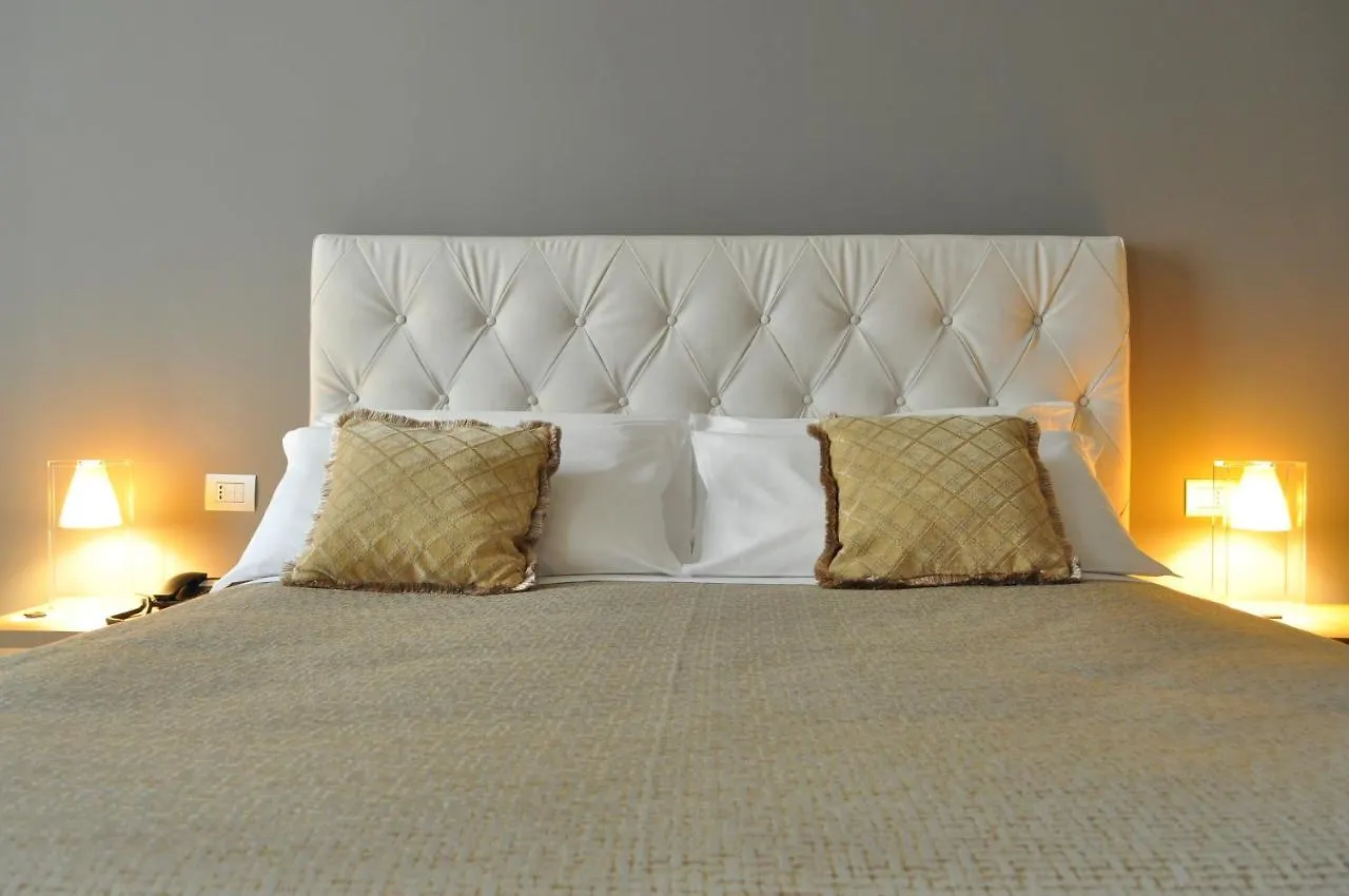 Hnn Luxury Suites 热那亚