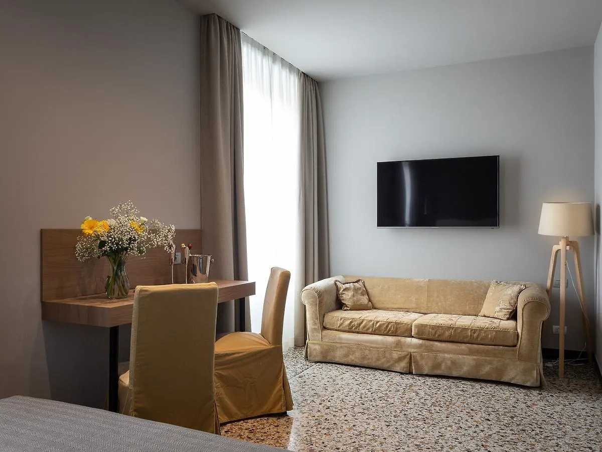 Hnn Luxury Suites 热那亚 酒店