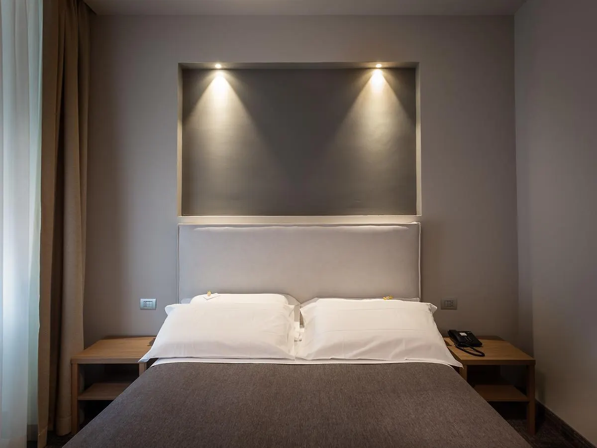 酒店 Hnn Luxury Suites 热那亚