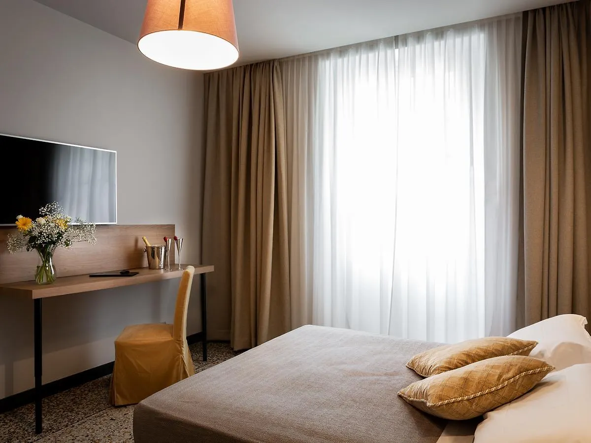 酒店 Hnn Luxury Suites 热那亚